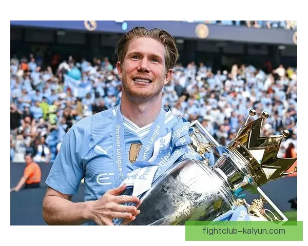 德布劳内在本赛季表现稳健，拦截和抢断数据持续提升