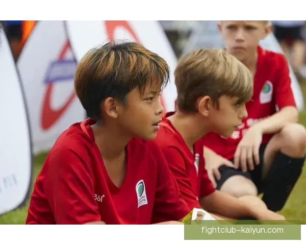 Lautaro 在童年时期展现出的足球梦想与才能分析